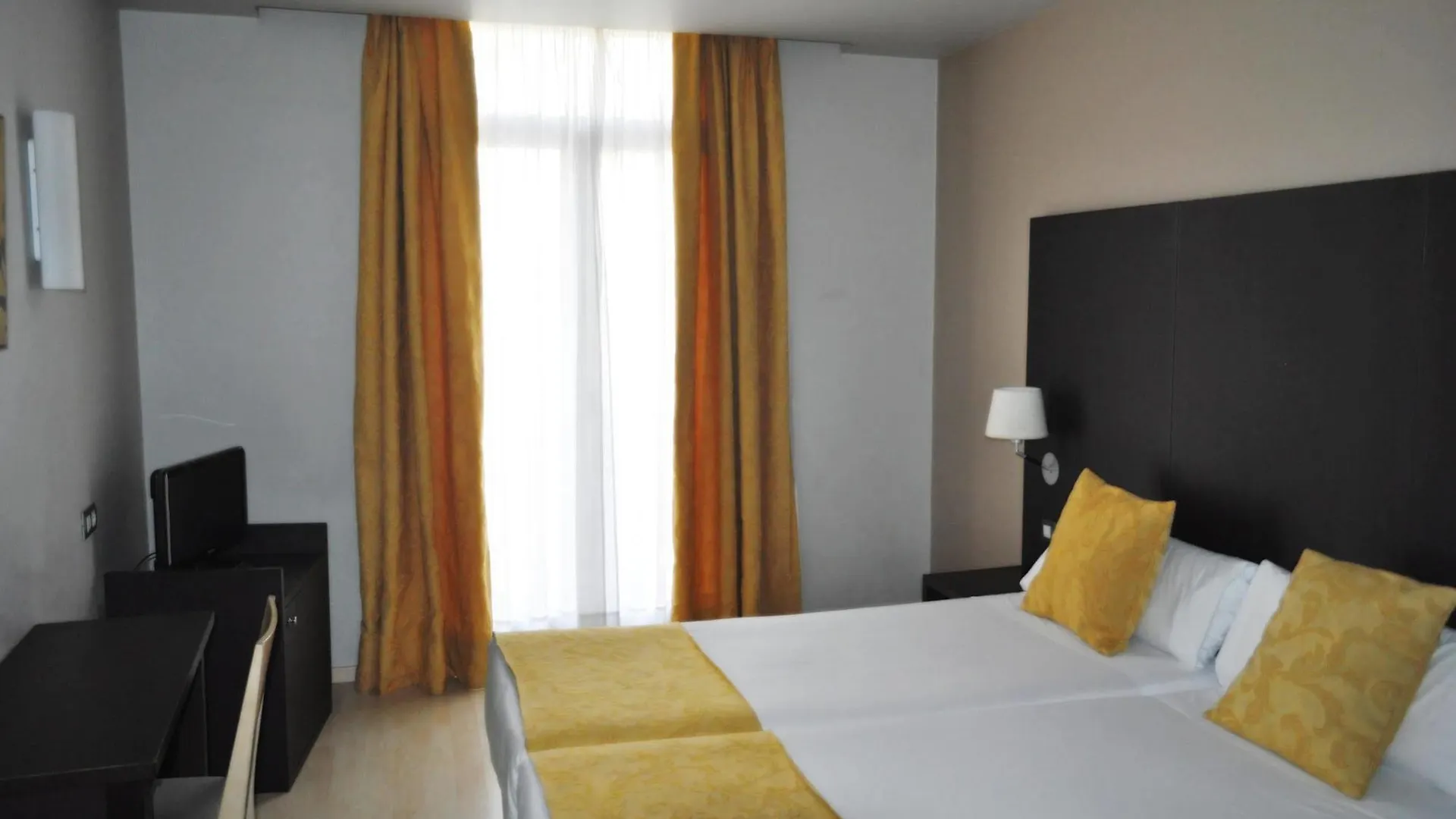 Hotel Oriente Atiram Barcelona