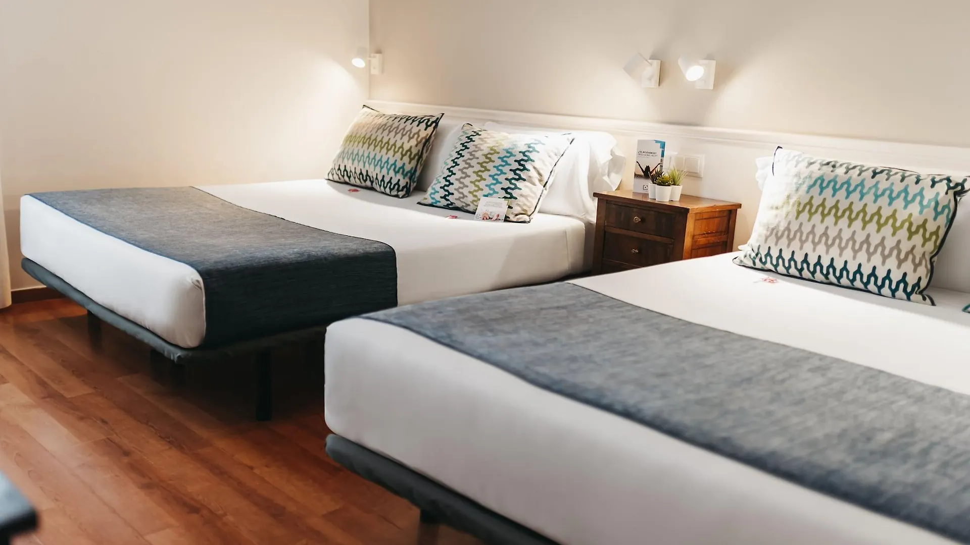 Oriente Atiram Hotel Barcelona