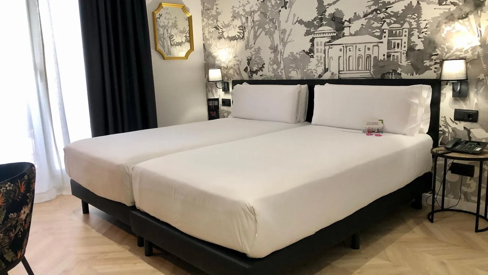 Oriente Atiram Hotel Barcelona