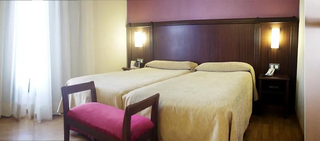 Oriente Atiram Hotel Barcelona